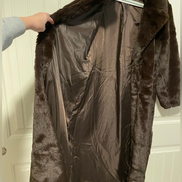 HOUSE OF HARLOW 1960 Faux Fur Chocolate Brown Long Coat Jacket size large - Picture 10 of 13